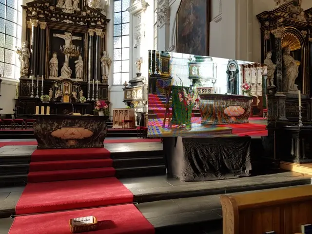 Event in Kirche Stans – Live-Streaming Video und Ton in 100m entferntes Festzelt.