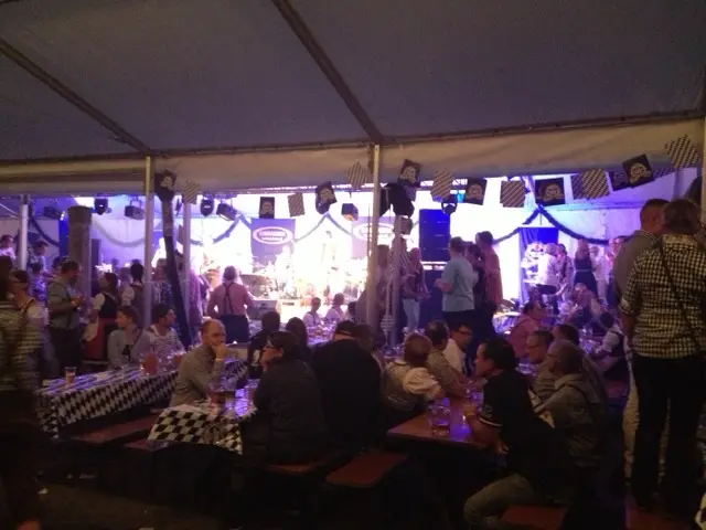 Oktoberfest Sarnen mit ca. 1500 Besuchern – Licht- und Tontechnik zu Oktoberfest in Sarnen OW.